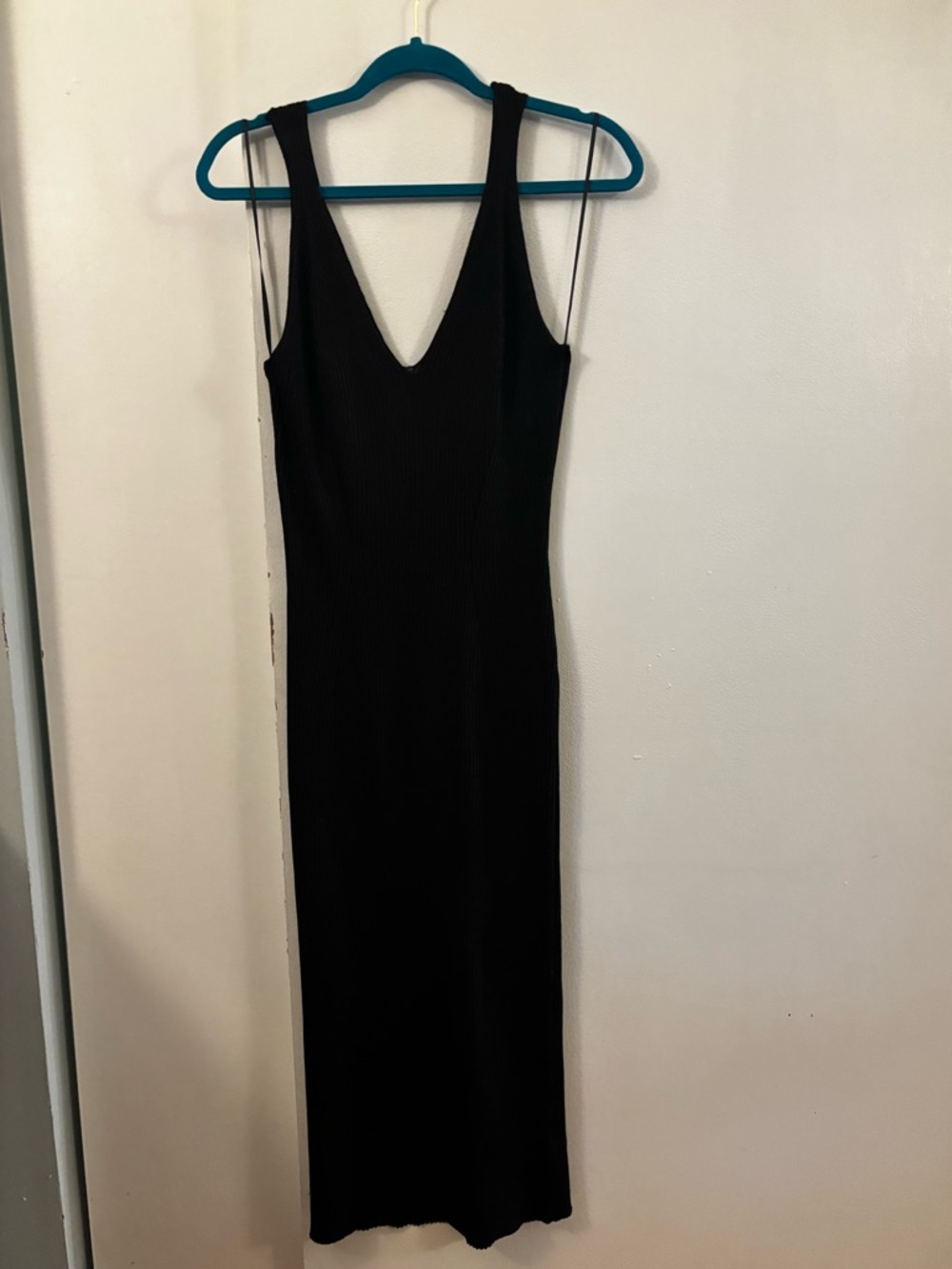 H&M Black Ribbed V-Neck Bodycon Maxi Dress